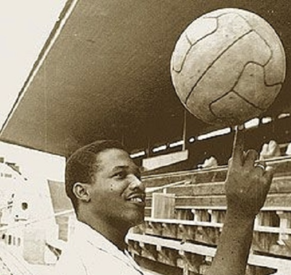 Ergilio Hato — El Pantera Negra